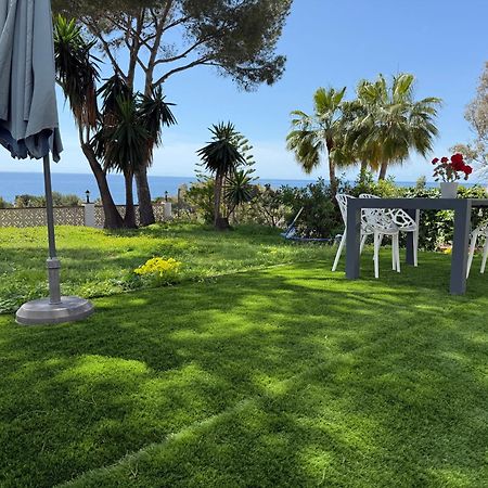 Independent Villa Beach House El Bosque La Cala De Mijas Eksteriør billede