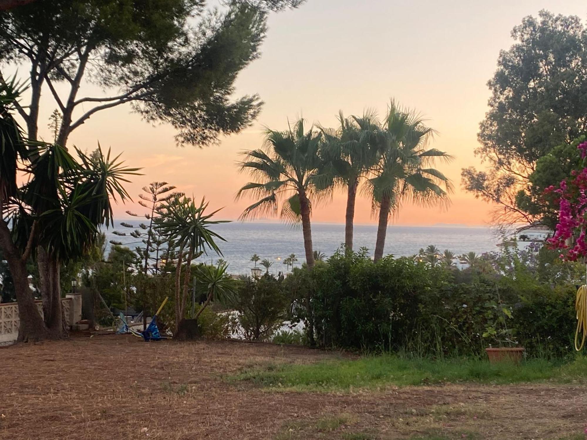 Independent Villa Beach House El Bosque La Cala De Mijas Eksteriør billede