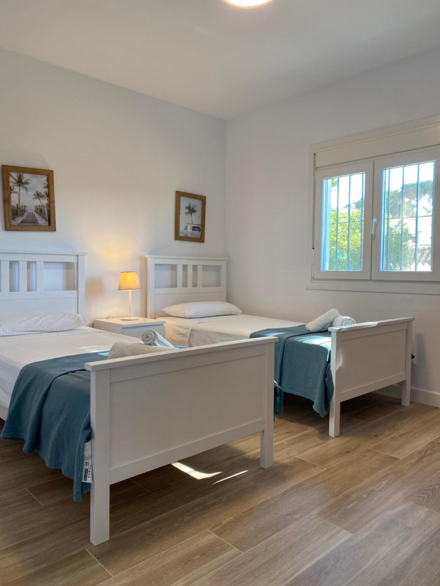 Independent Villa Beach House El Bosque La Cala De Mijas Eksteriør billede