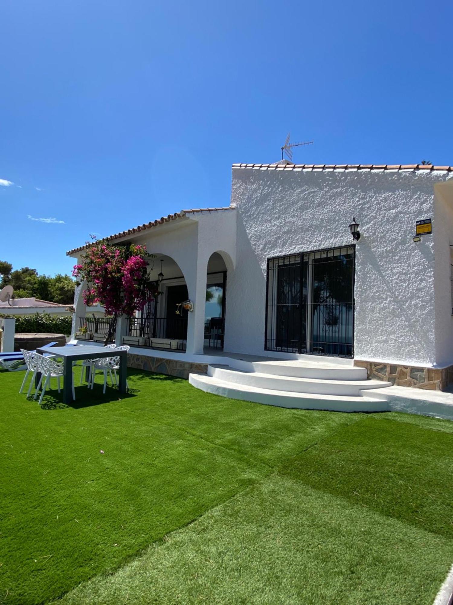 Independent Villa Beach House El Bosque La Cala De Mijas Eksteriør billede
