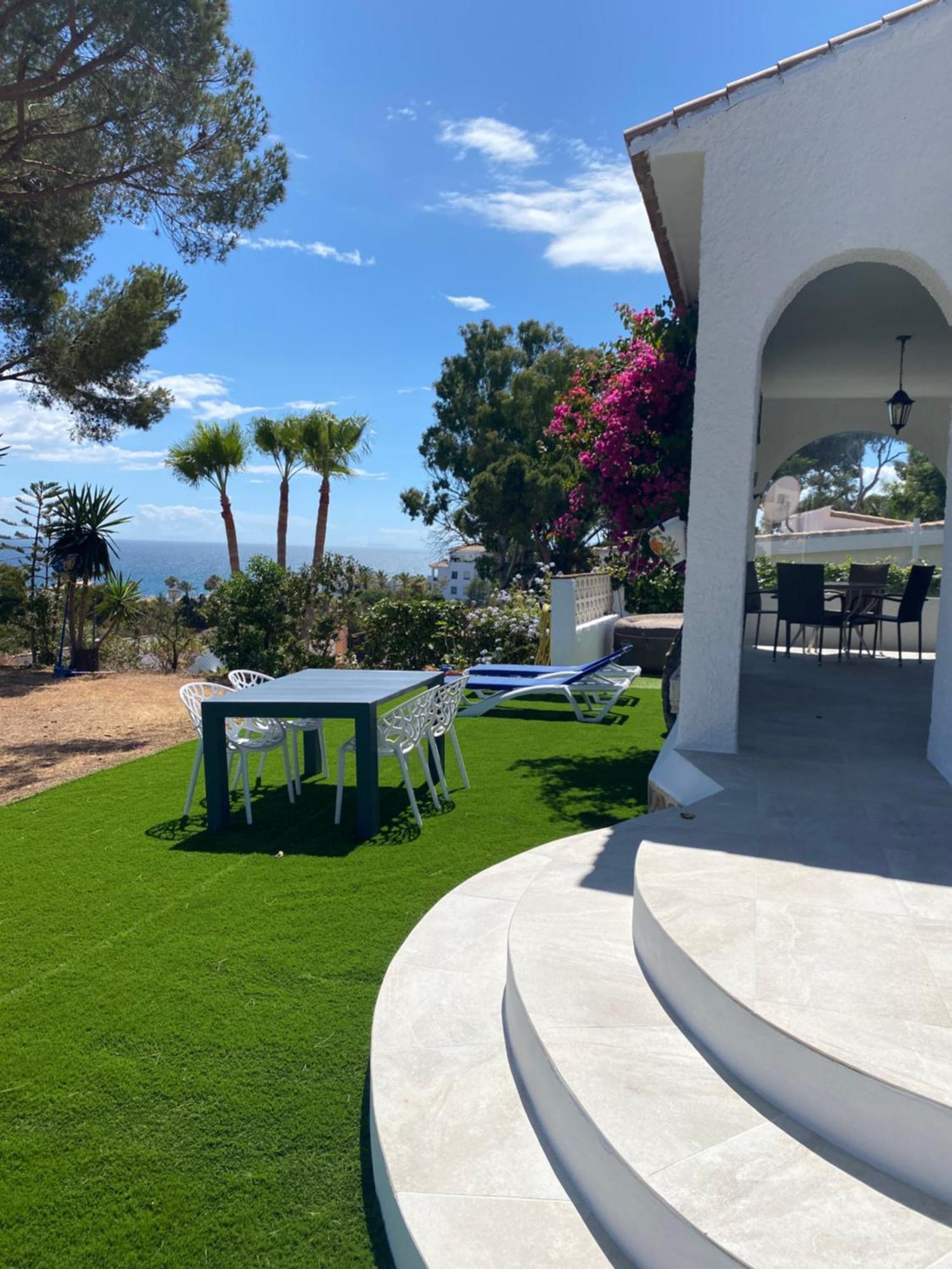 Independent Villa Beach House El Bosque La Cala De Mijas Eksteriør billede