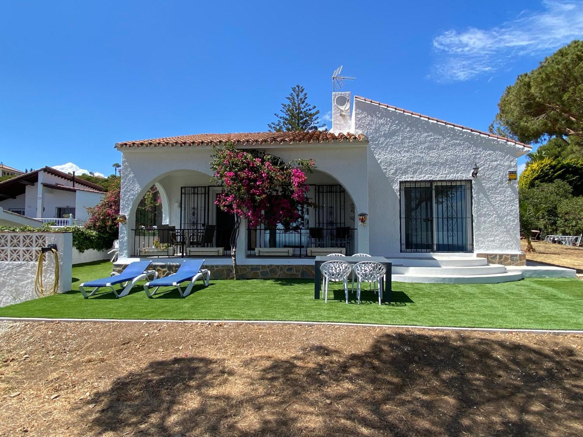 Independent Villa Beach House El Bosque La Cala De Mijas Eksteriør billede