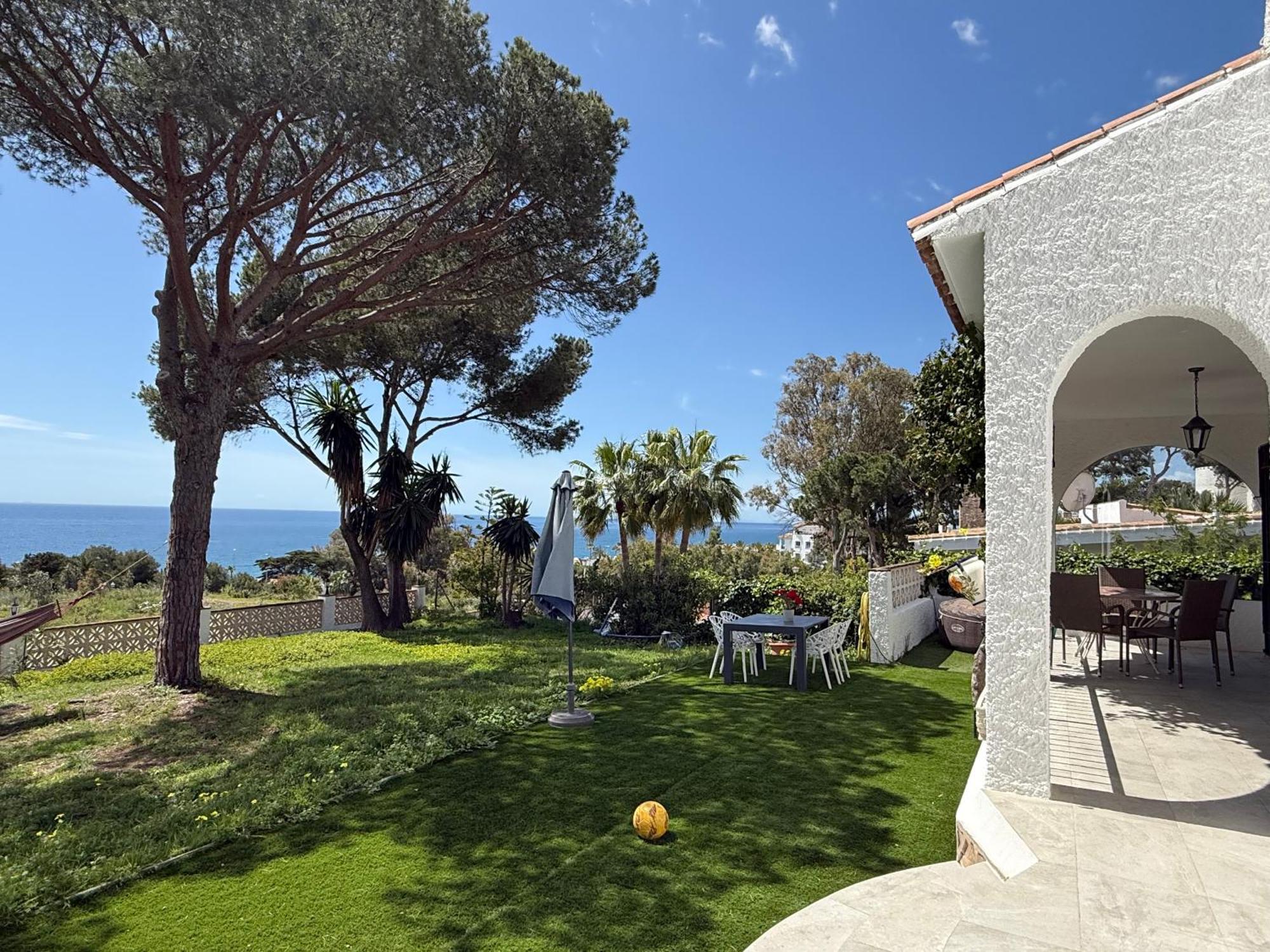Independent Villa Beach House El Bosque La Cala De Mijas Eksteriør billede